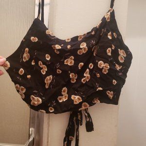 Brandy Melville tie crop top